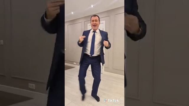 А Галя Галя Галя Галочка загубила ты меня и моему ты сердцу покоя не дала а Галя Галя Галя Галочка смотреть онлайн