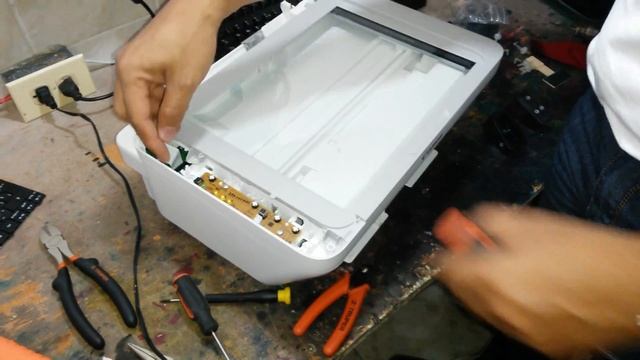instalación de sistema de tinta canon mg 2410 y mg 2520 parte#1 смотреть онлайн