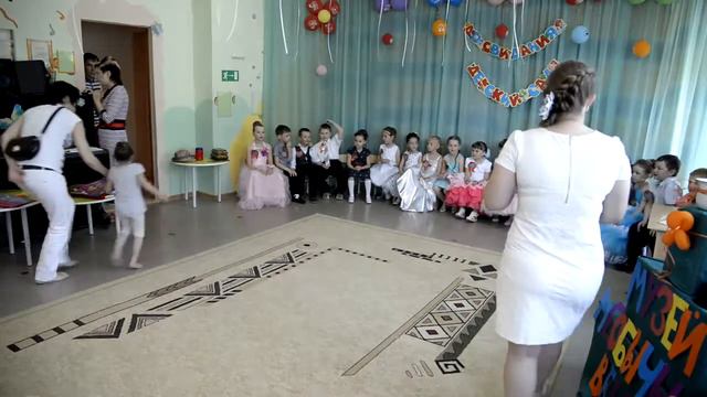 Выпускной детский сад №106 Челябинск смотреть онлайн