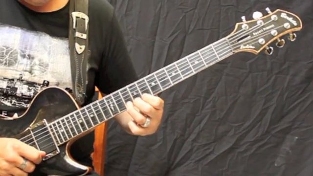 Kevin Windross demonstrates usbEffects. смотреть онлайн