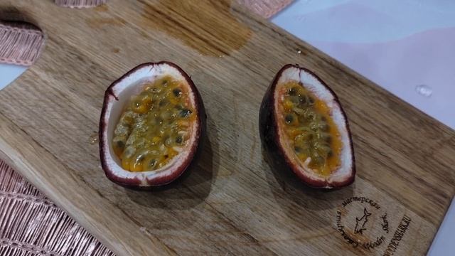 Экзотические фрукты: питахайя Вьетнам, авокадо, маракуйя Колумбия, манго Таиланд, гранадила Эквадор смотреть онлайн