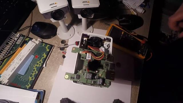 Axis ip camera Battery exchange m1144 -L смотреть онлайн