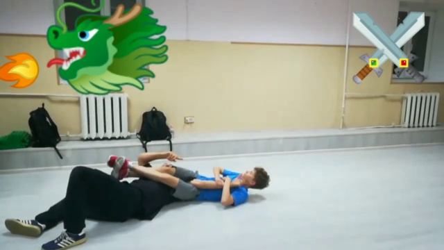 Дети в рукопашном бою. Рукопашный бой на м.ВДНХ. Защита от бокового удара, выход на болевой руки. смотреть онлайн