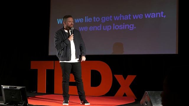 How to break the habit of lying (to yourself) | Jeff Tatarchuk | TEDxWaterStreet смотреть онлайн