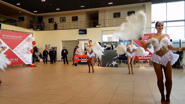 День друзей Nissan в 1 минуте 28.10.17 смотреть онлайн