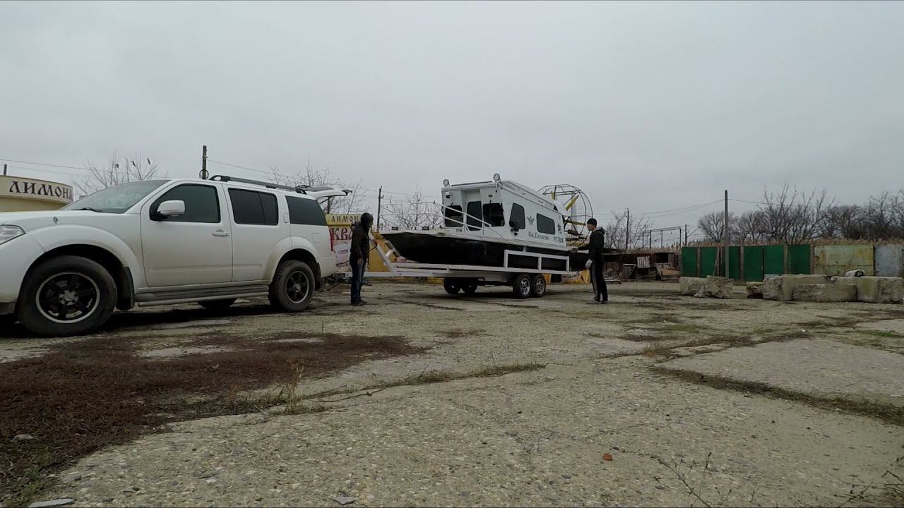 погрузка Аэроглиссера. вес 1.6т смотреть онлайн