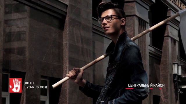 Общественник, который пикетировал возле здания ЗСО в горящей куртке, попал под статью смотреть онлайн