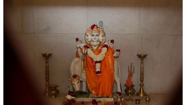 || श्री गुरुदेव दत्त|| मंत्र जप १०८ वेळा. Shri gurudev datta mantra chanting 108 times || смотреть онлайн