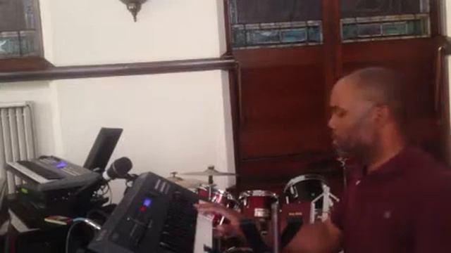 Testing Violin Patch On The Yamaha Mx49