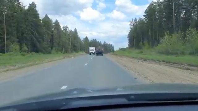 Перевозим бригаду на очередной объект по ремонту водозаборной скважины. ООО МАКС 89127600154. смотреть онлайн