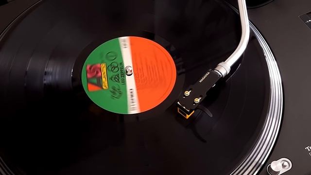 Led Zeppelin - Stairway To Heaven - Black Vinyl LP смотреть онлайн