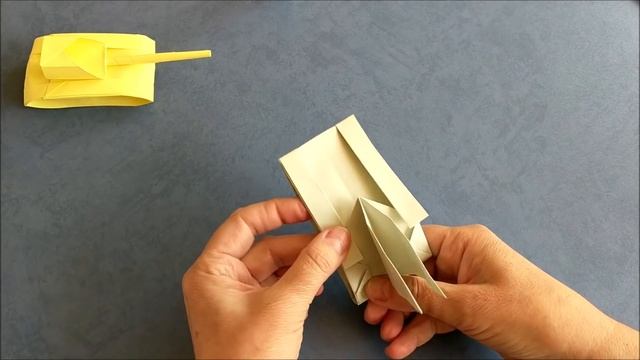 Простой танк из бумаги оригами. Поделка на 9 мая или 23 февраля. How to make a tank out of paper смотреть онлайн