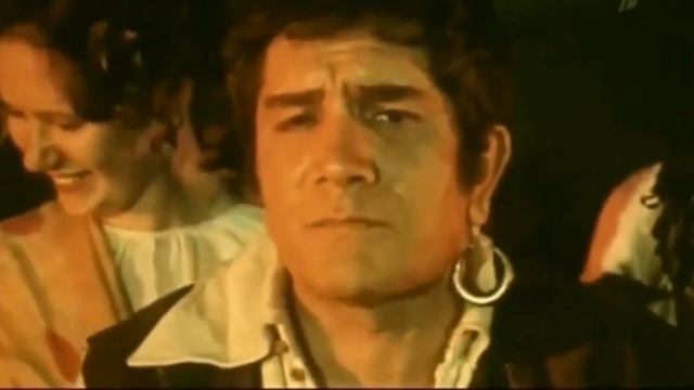 У нас любая, и блондинка, и брюнетка, и шатенка найдут наряды для любого размера "грудинки" и "филе смотреть онлайн