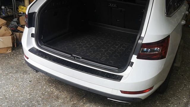 SKODA SUPERB MK3 L&K 改電尾車內可關及安裝副廠腳踢 смотреть онлайн