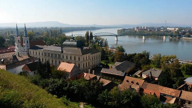 Esztergom Basilica and the Danube from above смотреть онлайн