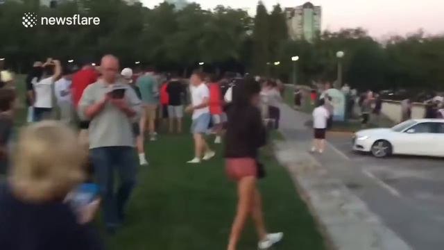 Люди ищут покемона смотреть онлайн