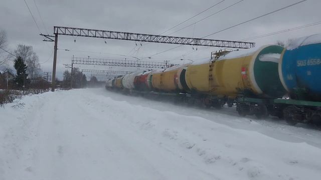 "Гибрид"! Электровоз ВЛ11-116Б/107А с грузовым поездом. БМО ж/д смотреть онлайн
