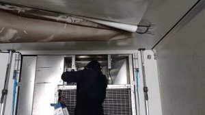 Снятие/установка турбины испарителя Thermoking SLX.