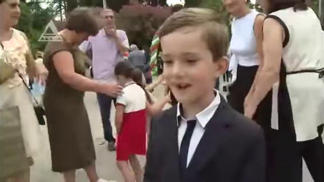 День знаний в средней школе № 3 г Сухуми смотреть онлайн