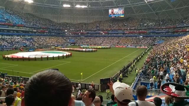 Матч Бразилия - Мексика. Выход команд, гимны смотреть онлайн