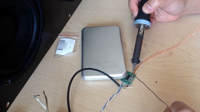 Como conectar un amplificador PAM8403 смотреть онлайн