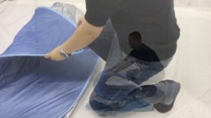 Как складывать автоматическую палатку в круг восьмеркой