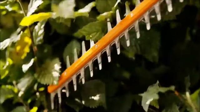 STIHL Akku Heckenschere HSA 45 смотреть онлайн