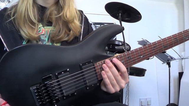 Schecter Damien 6 FR - Review | Axe Attic смотреть онлайн