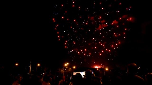 Салют 9 мая 2015, Поклонная гора, Москва смотреть онлайн