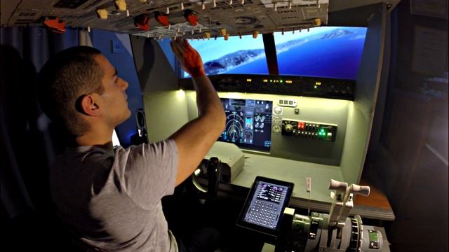 PMDG Boeing 737 Home Cockpit | Landing At Skiathos Airport [Visual]  | Online ATC [IVAO] | P3D V4