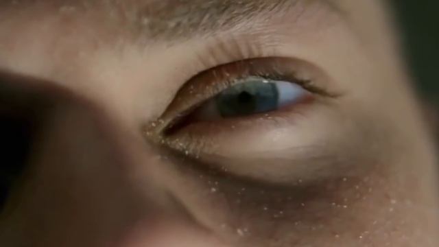 Мужчину проглотила змея, но поверить в то, что случилось дальше, просто невозможно смотреть онлайн