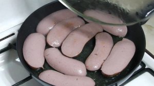 ЖАРЕНЫЕ САРДЕЛЬКИ.Как пожарить сардельки на сковороде.