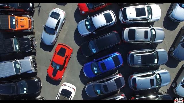 2015 Infiniti QX70S Sport AWD смотреть онлайн