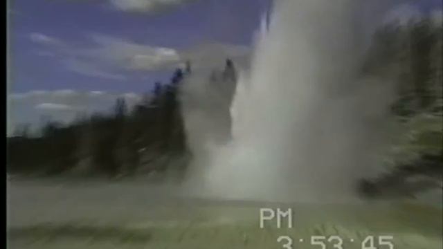 Mille Bornes cards at Grand Geyser, July 28, 1991 смотреть онлайн