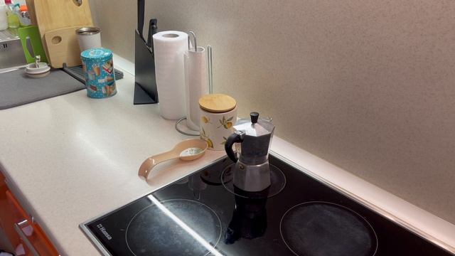 Кофе в гейзерной кофеварке