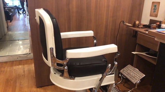 БАРБЕРШОП // Где работают иммигранты в Аргентине смотреть онлайн