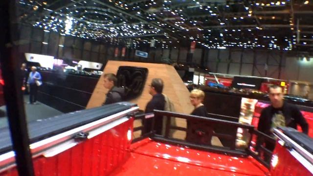 Женевский автосалон 2016 в 4К смотреть онлайн