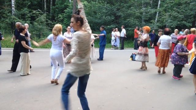 Уроки танцев | Татарка ФМ смотреть онлайн