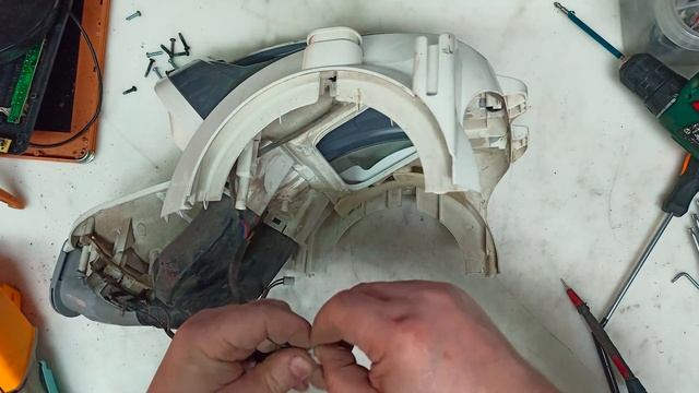 Ремонт пылесоса LG VK89283RU, не включается смотреть онлайн