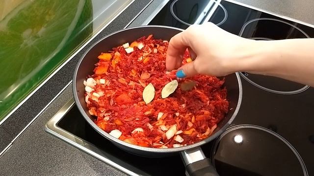 Свекольная икра с болгарским перцем/Такая вкусная не возможно оторваться/Салат из свеклы/Рецепт. смотреть онлайн
