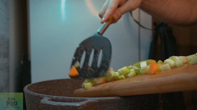 ЛАГМАН ПО ДОМАШНИ - ЛАГМАН ПО-УЗБЕКСКИ ИЗ ГОВЯДИНЫ смотреть онлайн
