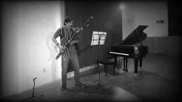 W.A. Mozart: Concierto para fagot en Si b Mayor k 191 Primer Movimiento (Allegro) Ricardo H. D. смотреть онлайн