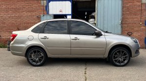 Эксклюзивные диски на Lada Granta FL / PDW + haida 205/45 r17