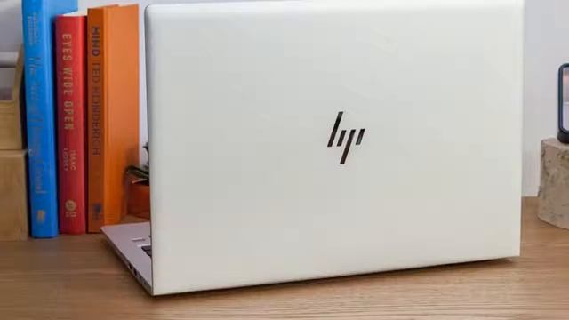 HP EliteBook 1040 G4 Review смотреть онлайн
