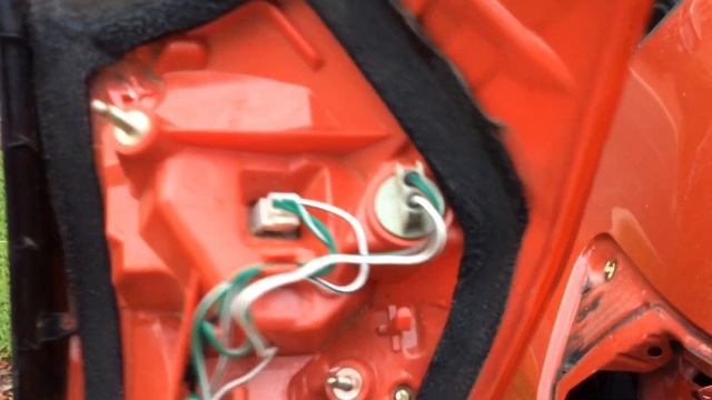 How To Replace A Rear Lamp To A Toyota RAV4 2006-2012