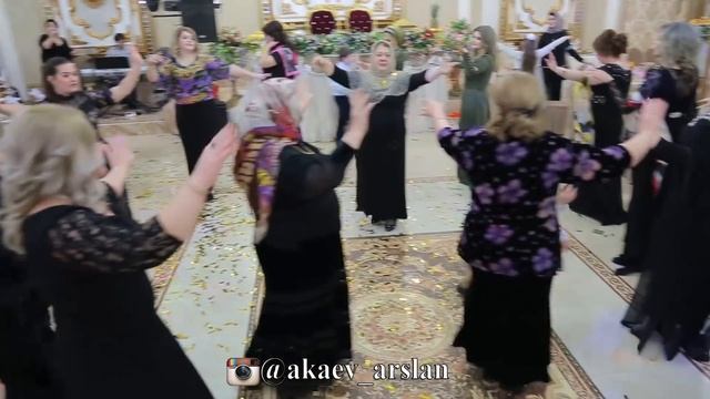 БУРЛИЯТ ТОКАЕВА . Къумукъ той . Кумыкская свадьба смотреть онлайн