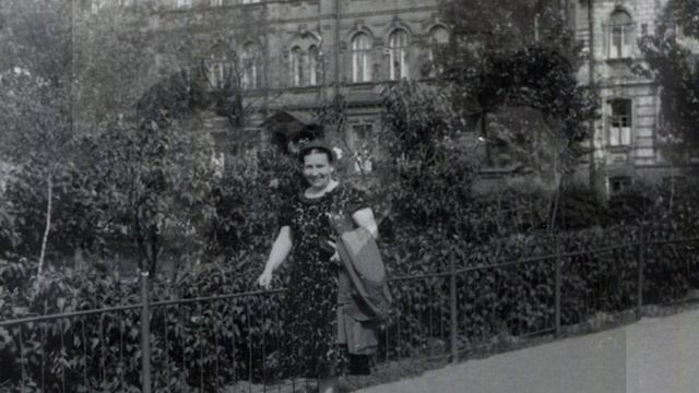 Играет Мария Ещенко. Соната для фортепиано №14. До-диез минор, оп. 27, №2. Часть 1 смотреть онлайн