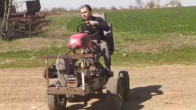 Минитрактор с двигателем МТ Днепр смотреть онлайн