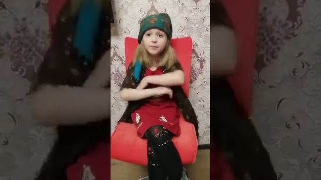 Олег Чупров. «Баба Ёжка заболела». Читает Варя Климушкина. смотреть онлайн