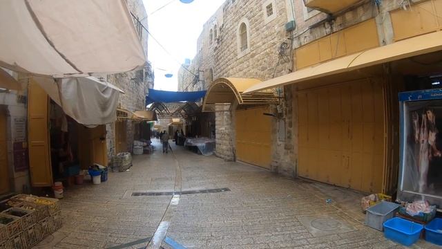 Walking in Hebron (Palestine) смотреть онлайн